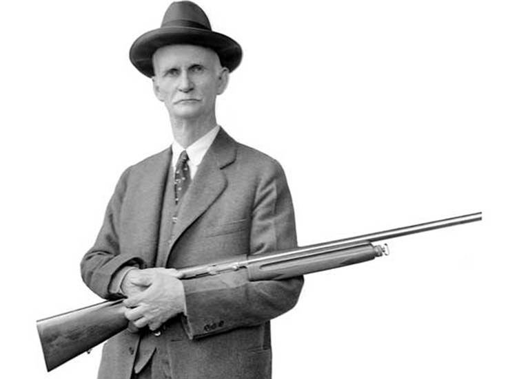 Browning with Rifle